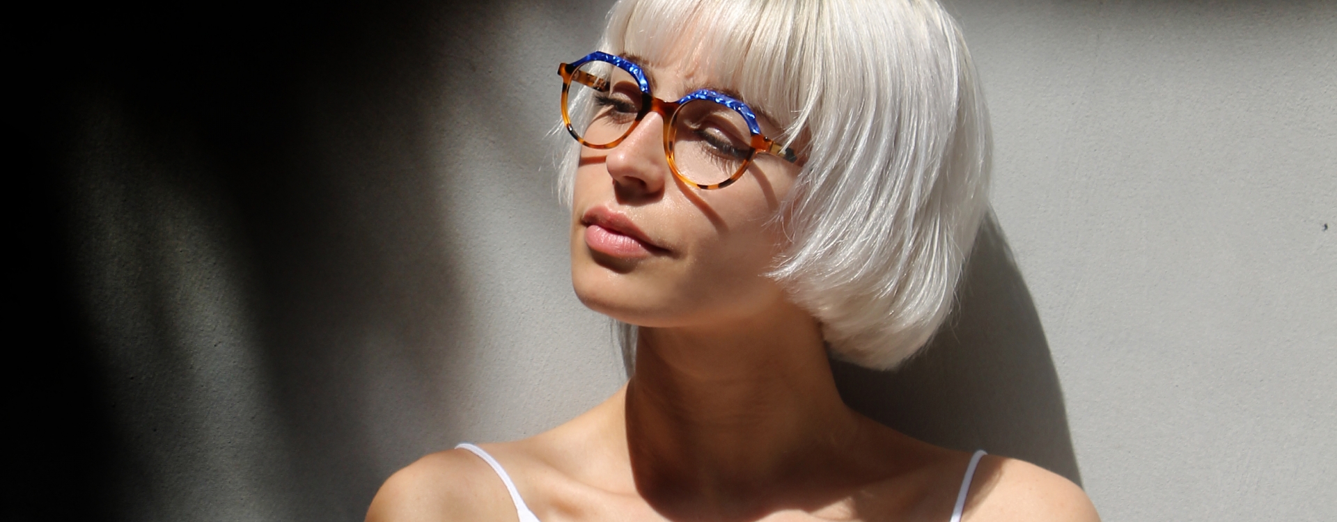 #htmlcaption1 main slider